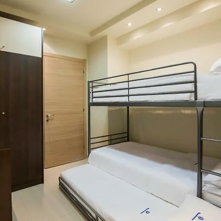 Апартаменти Rhodes Central *